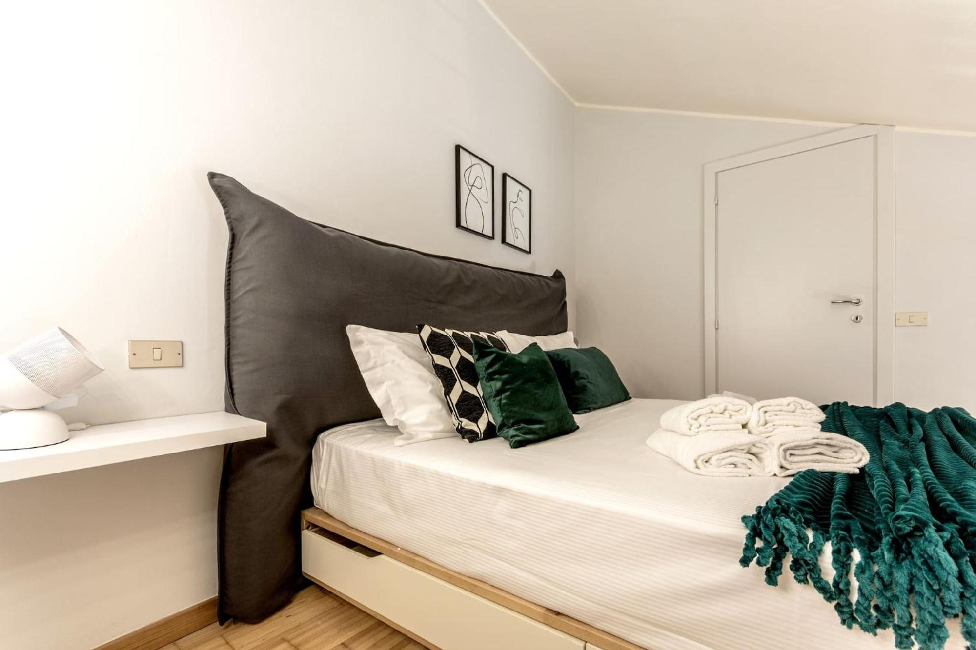 Lovely Apartments In The Hearth Of Brera By Rentopolis Milaan Buitenkant foto